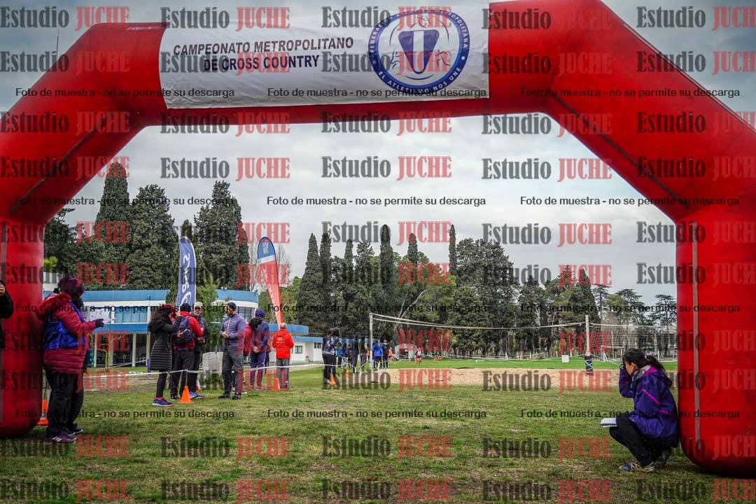 Fotos de la llegada del cross de 4000 m - varones