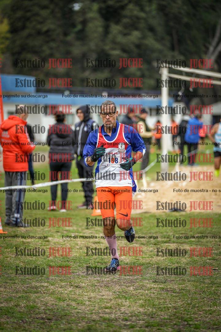 Fotos de la llegada del cross de 4000 m - varones
