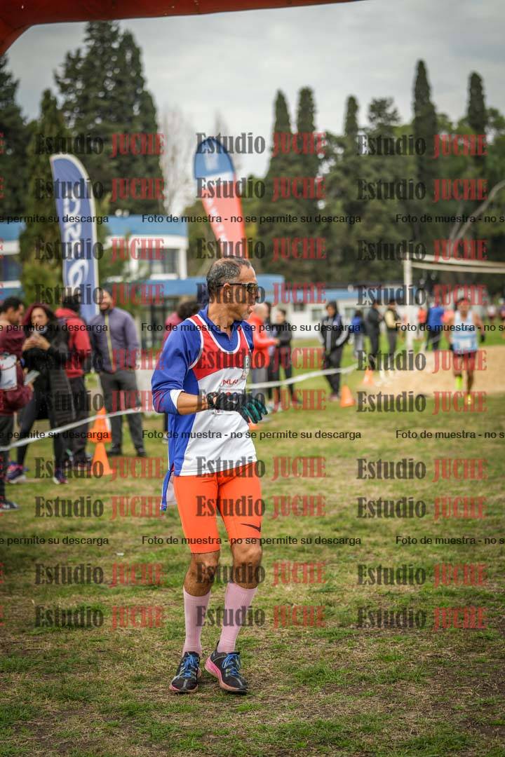 Fotos de la llegada del cross de 4000 m - varones