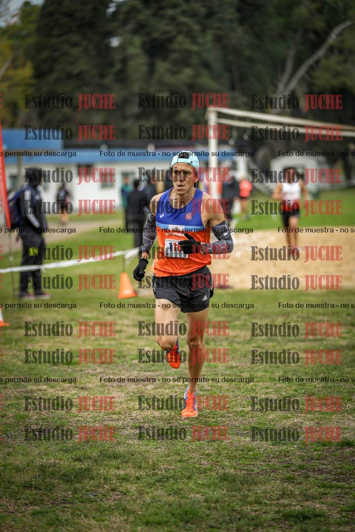 Fotos de la llegada del cross de 4000 m - varones