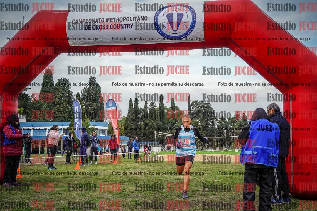 Fotos de la llegada del cross de 4000 m - varones
