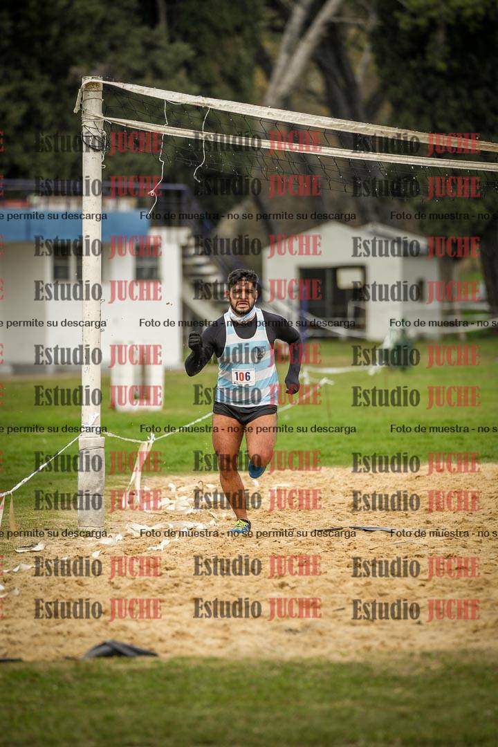 Fotos de la llegada del cross de 4000 m - varones