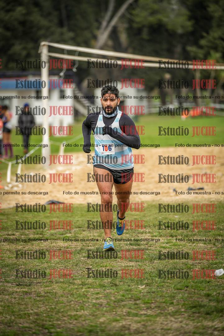 Fotos de la llegada del cross de 4000 m - varones