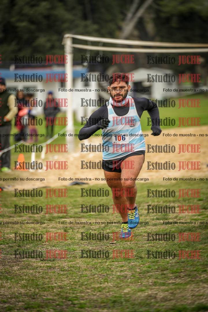 Fotos de la llegada del cross de 4000 m - varones