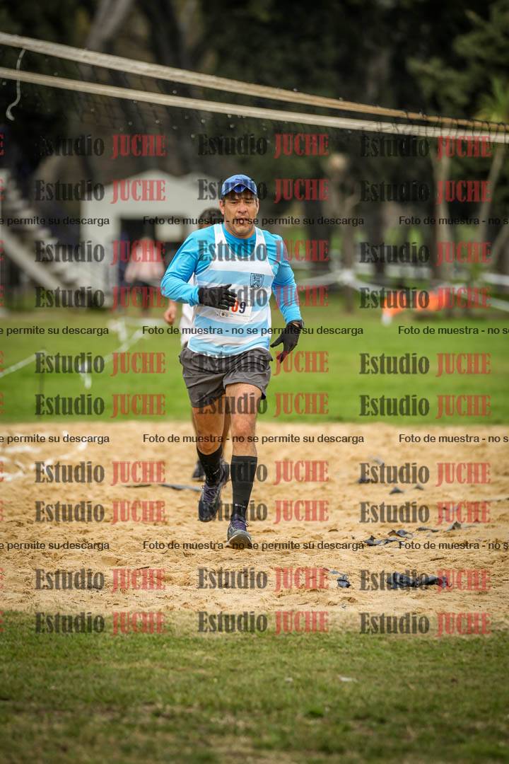Fotos de la llegada del cross de 4000 m - varones
