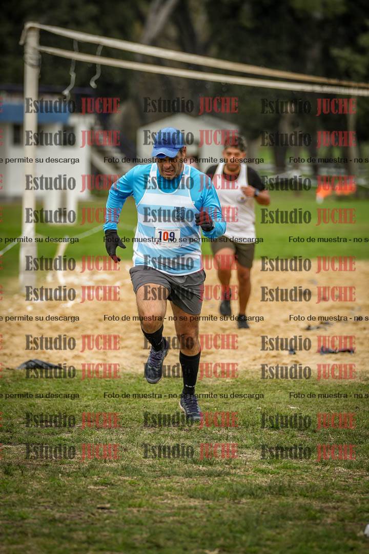 Fotos de la llegada del cross de 4000 m - varones