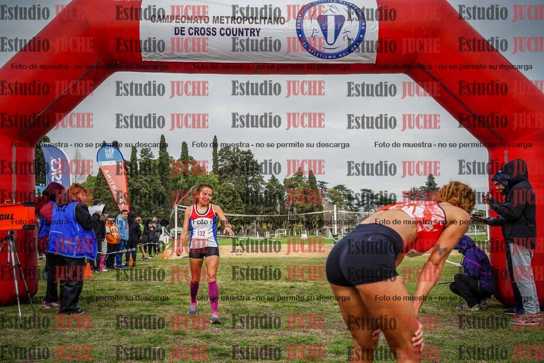 Fotos de la llegada del cross de 6000 m