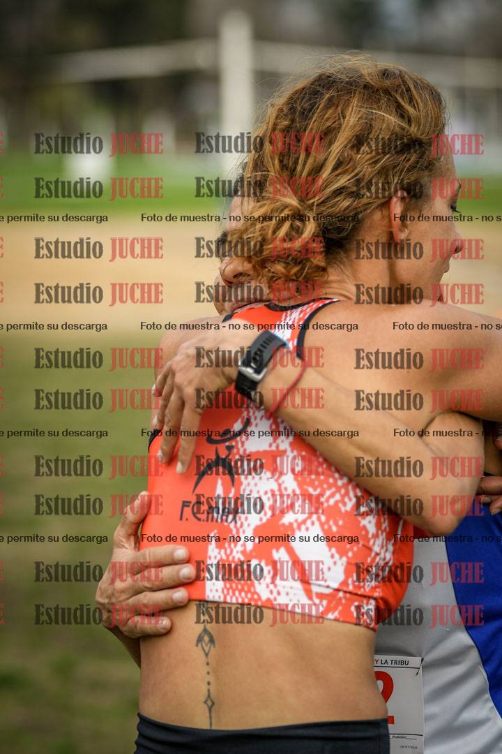Fotos de la llegada del cross de 6000 m