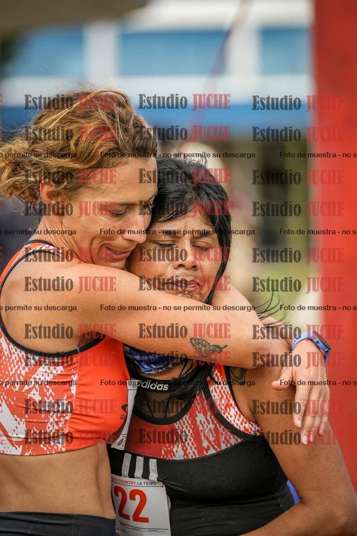 Fotos de la llegada del cross de 6000 m
