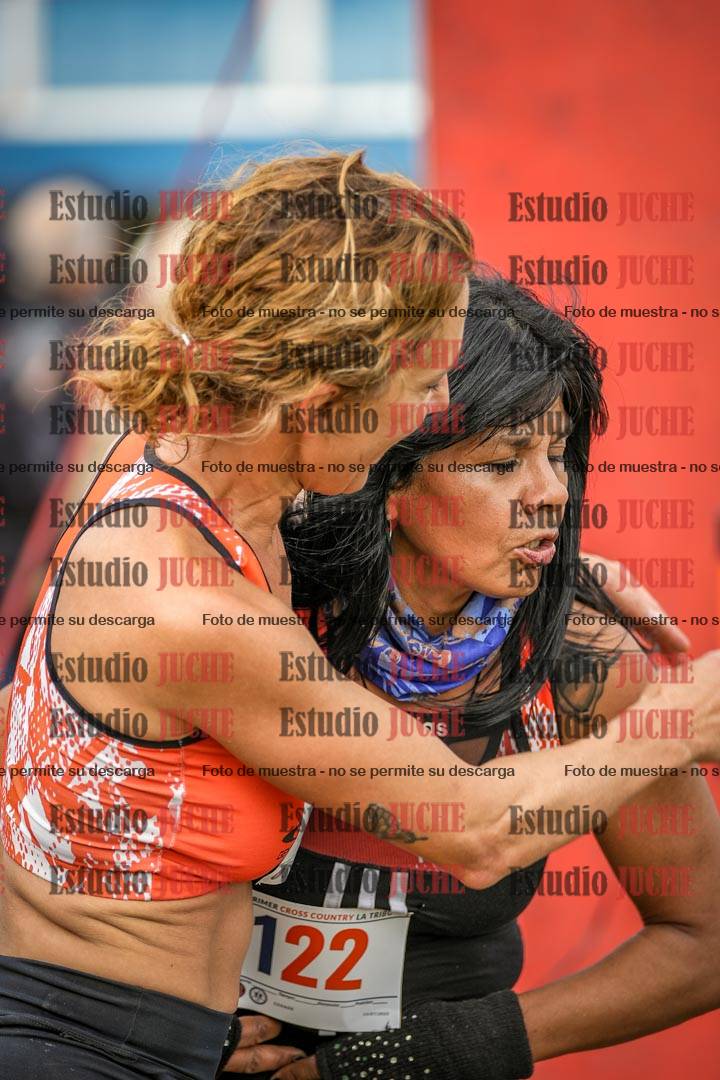Fotos de la llegada del cross de 6000 m