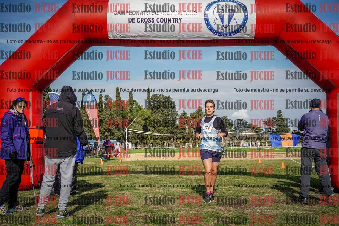 Fotos de la llegada del cross de 3000 m