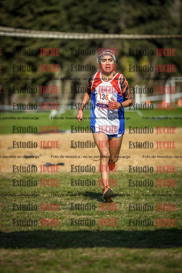 Fotos de la llegada del cross de 2000 m
