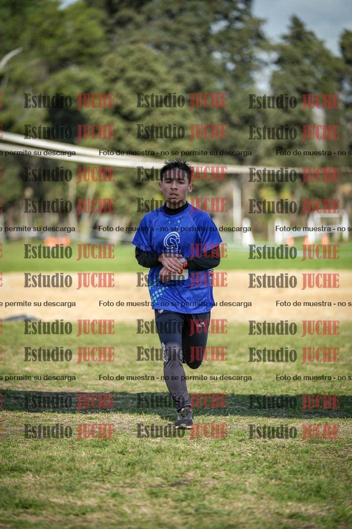 Fotos de la llegada del cross de 2000 m