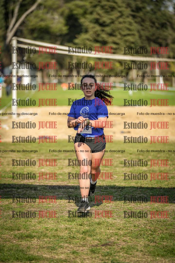 Fotos de la llegada del cross de 2000 m