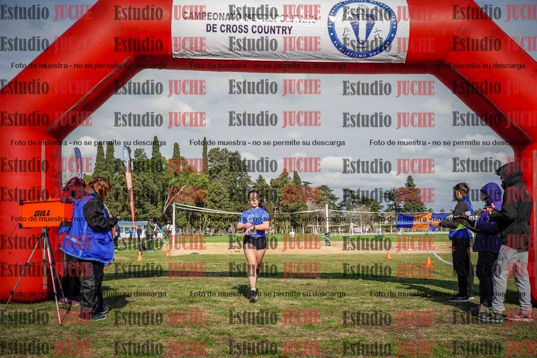 Fotos de la llegada del cross de 2000 m