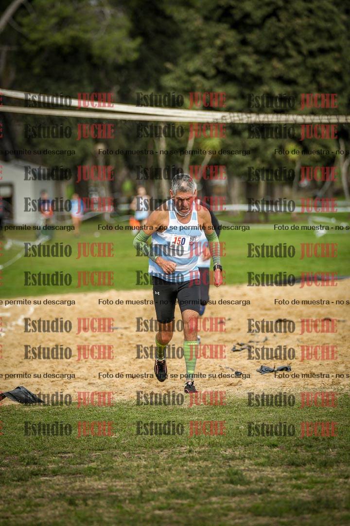 Fotos de la llegada del cross de 1500 m