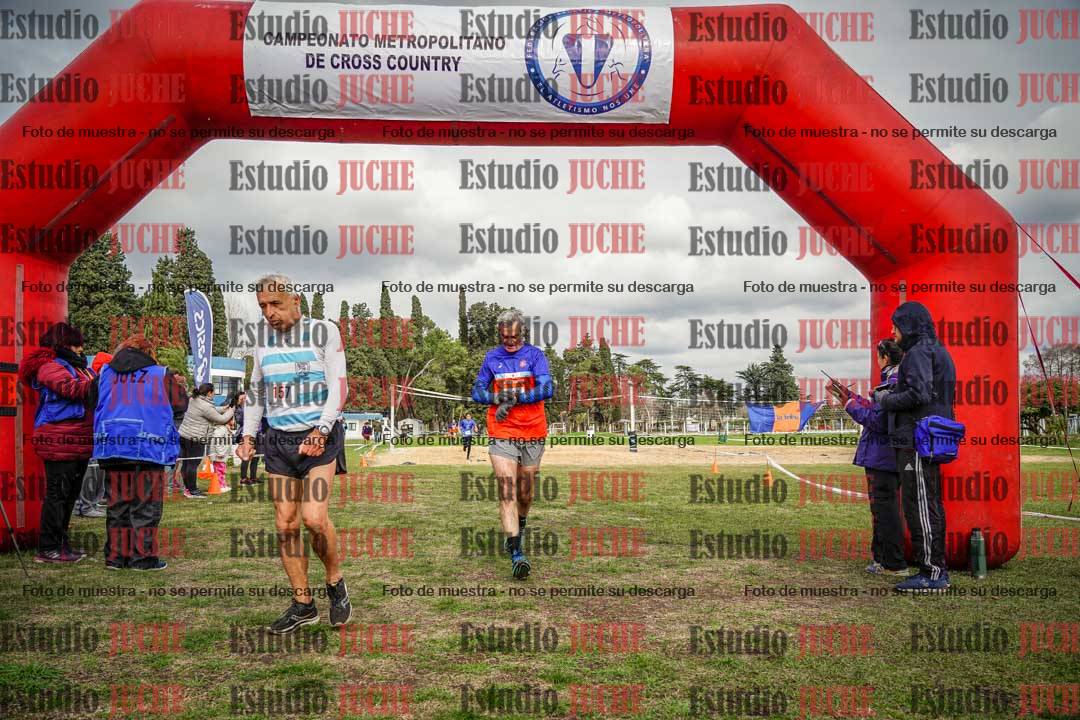 Fotos de la llegada del cross de 1500 m