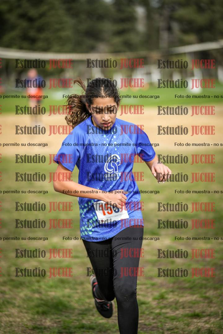 Fotos de la llegada del cross de 1500 m