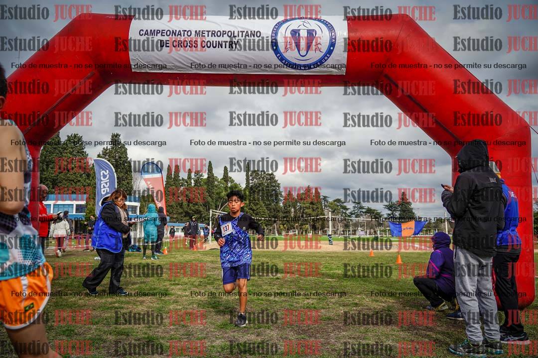 Fotos de la llegada del cross de 1000 m