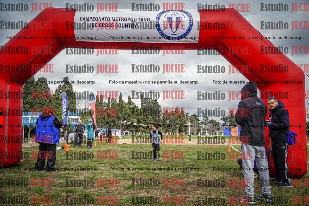 Fotos de la llegada del cross de 1000 m