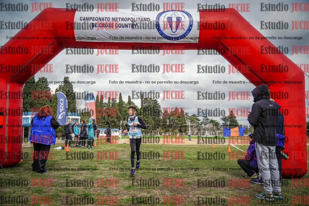 Fotos de la llegada del cross de 1000 m