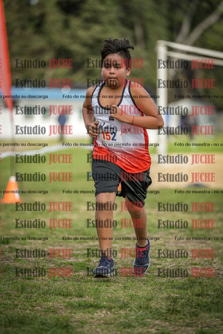 Fotos de la llegada del cross de 1000 m
