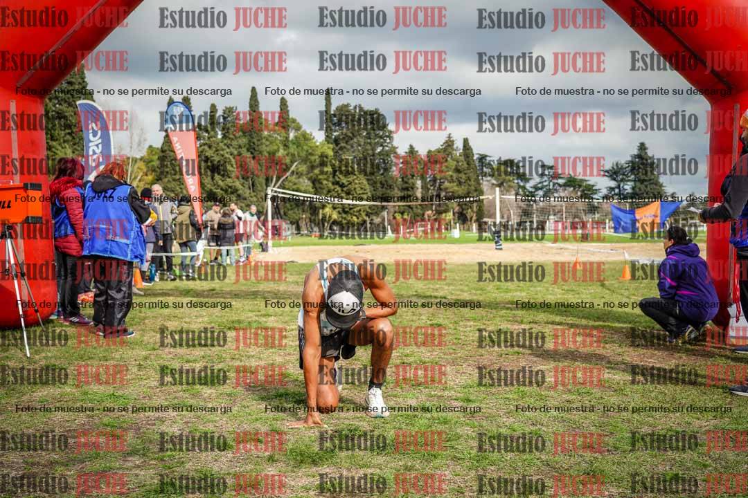 Fotos de la llegada del cross de 8000 m