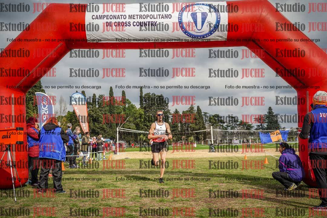 Fotos de la llegada del cross de 8000 m