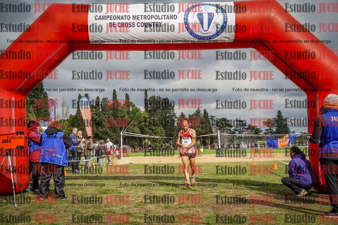 Fotos de la llegada del cross de 8000 m