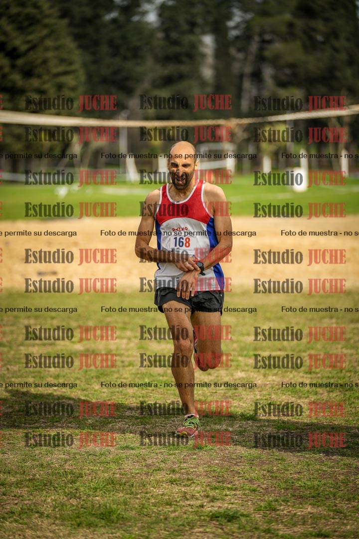 Fotos de la llegada del cross de 8000 m