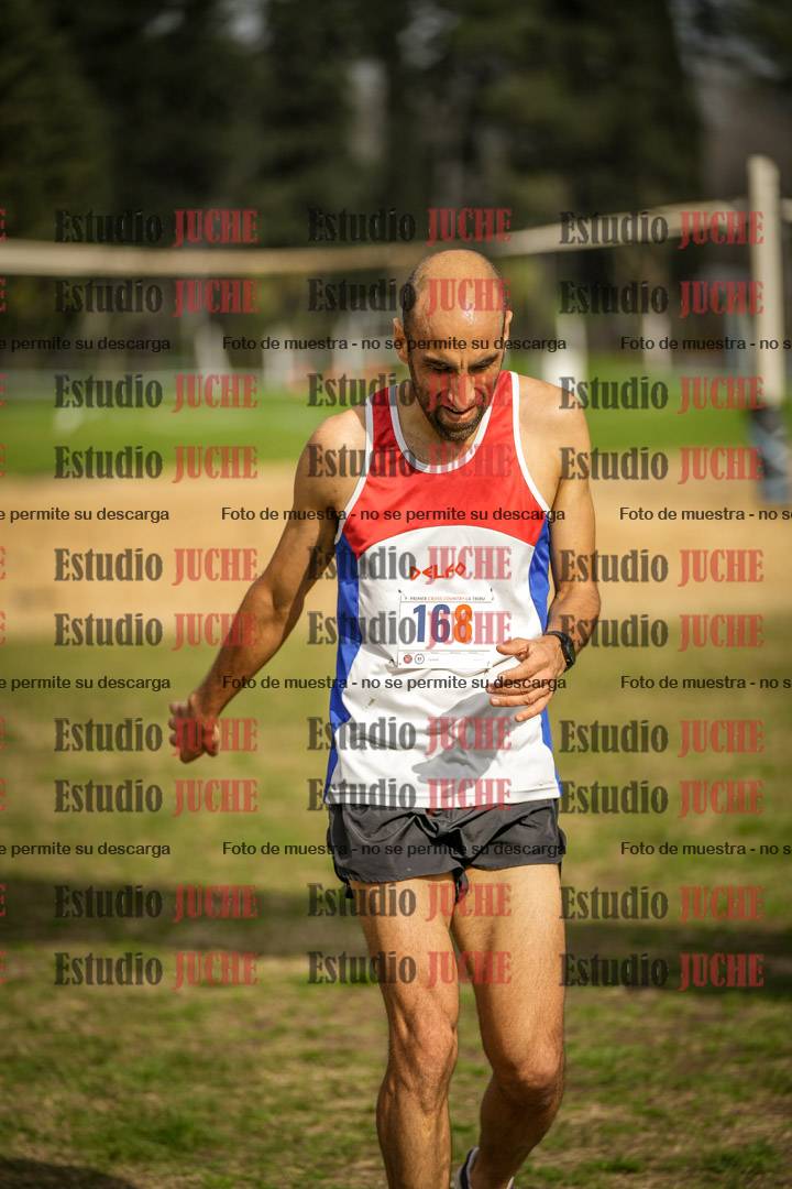 Fotos de la llegada del cross de 8000 m