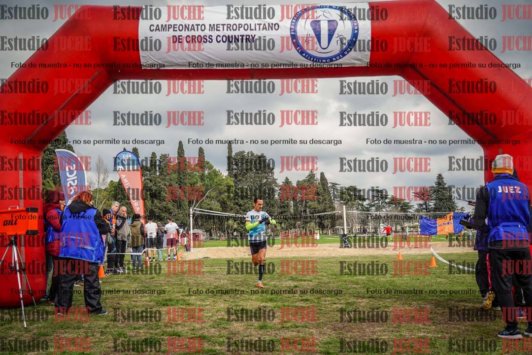 Fotos de la llegada del cross de 8000 m