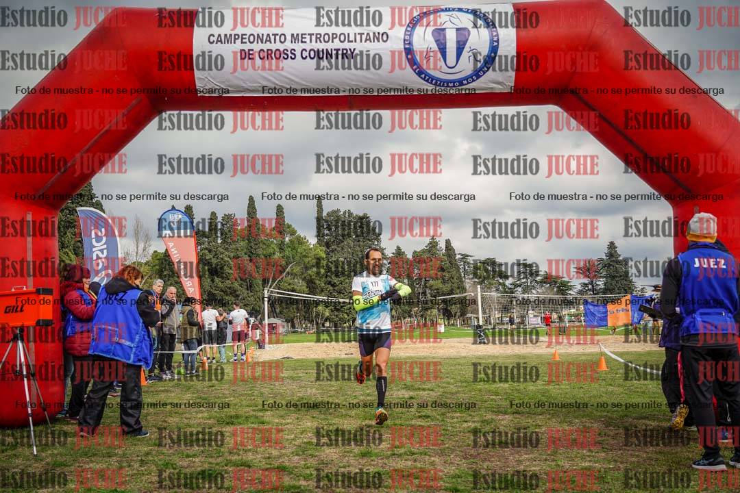 Fotos de la llegada del cross de 8000 m