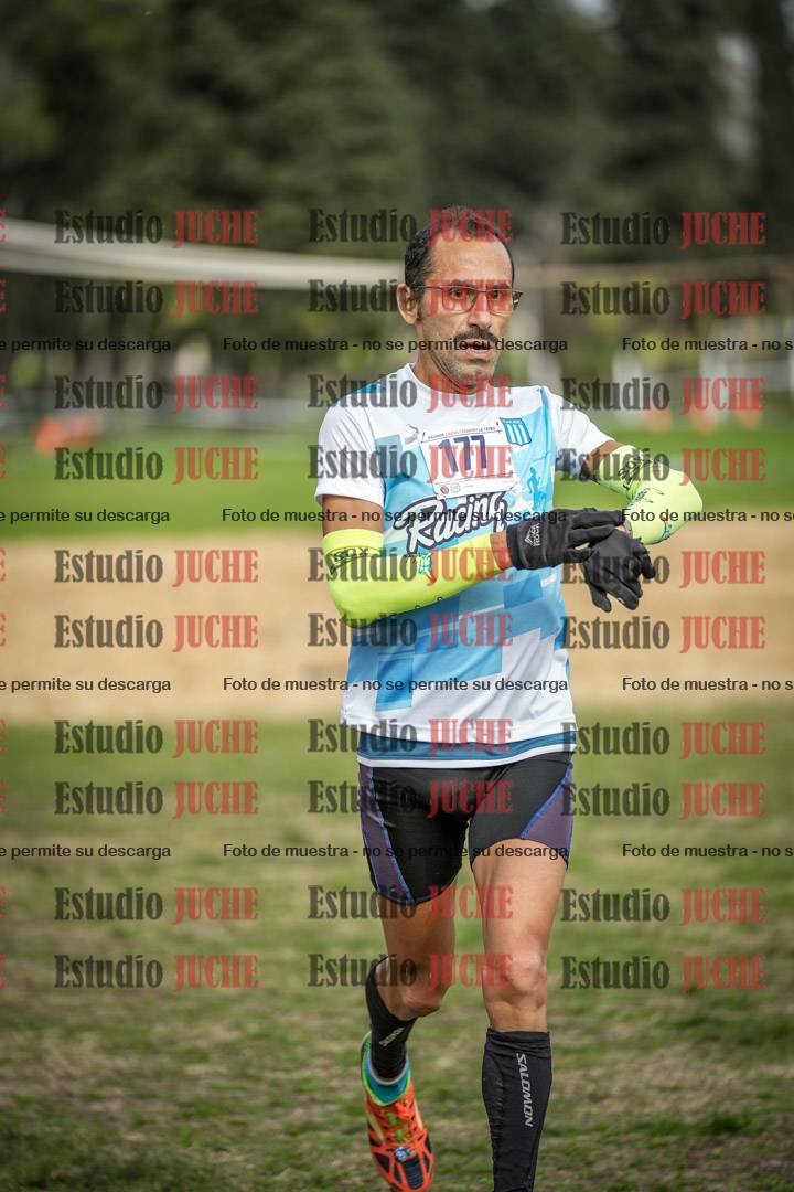 Fotos de la llegada del cross de 8000 m