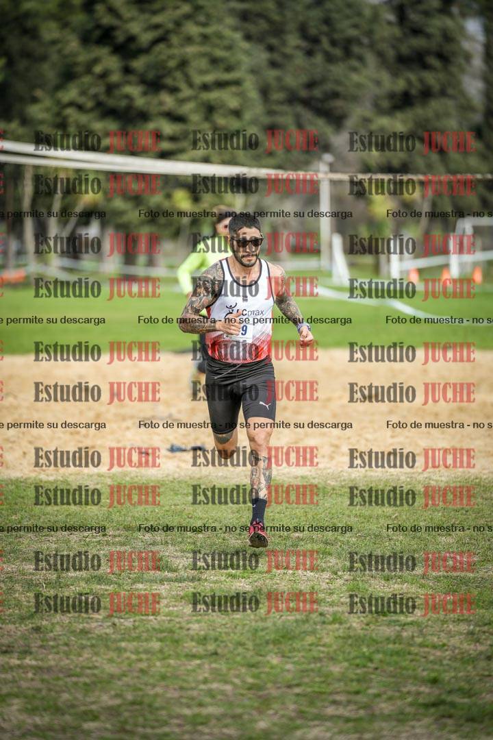 Fotos de la llegada del cross de 8000 m