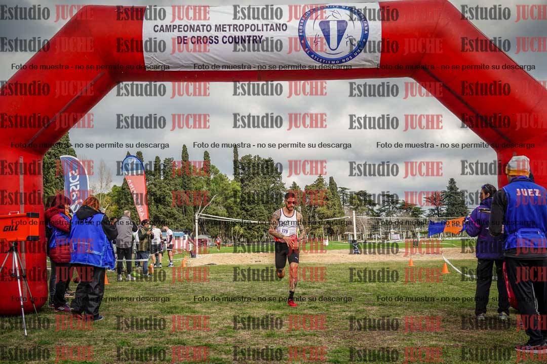 Fotos de la llegada del cross de 8000 m
