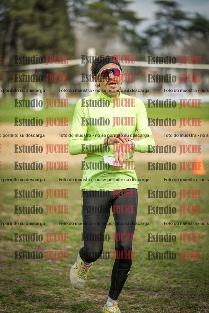 Fotos de la llegada del cross de 8000 m