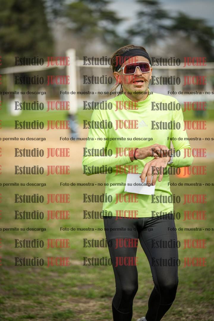 Fotos de la llegada del cross de 8000 m