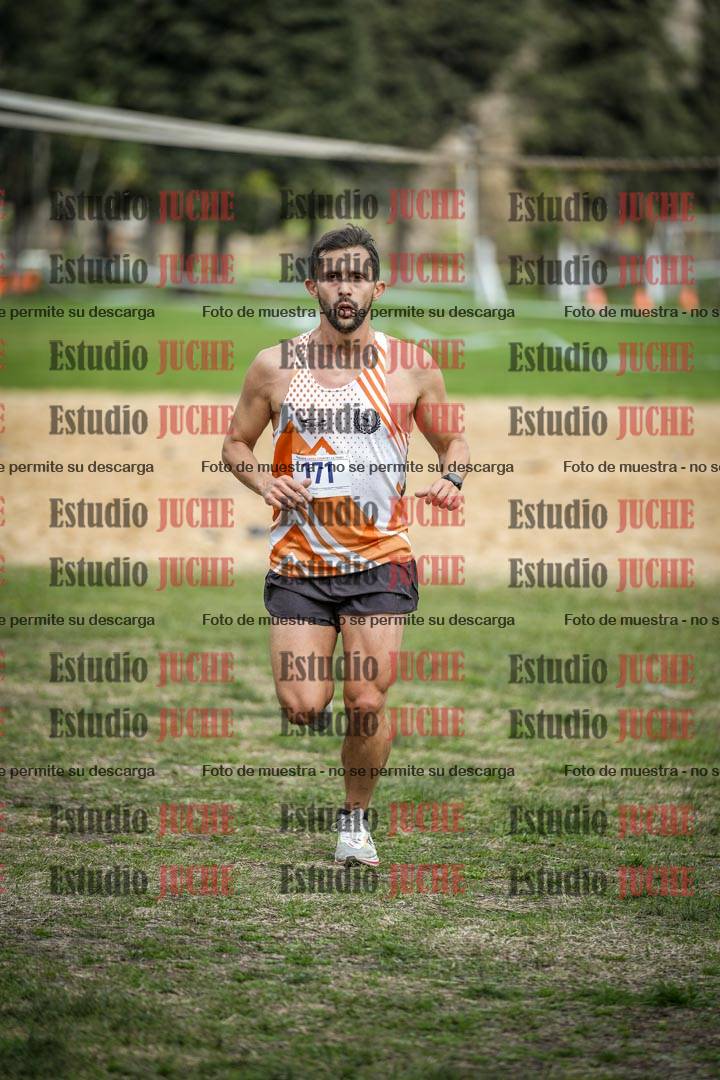Fotos de la llegada del cross de 8000 m