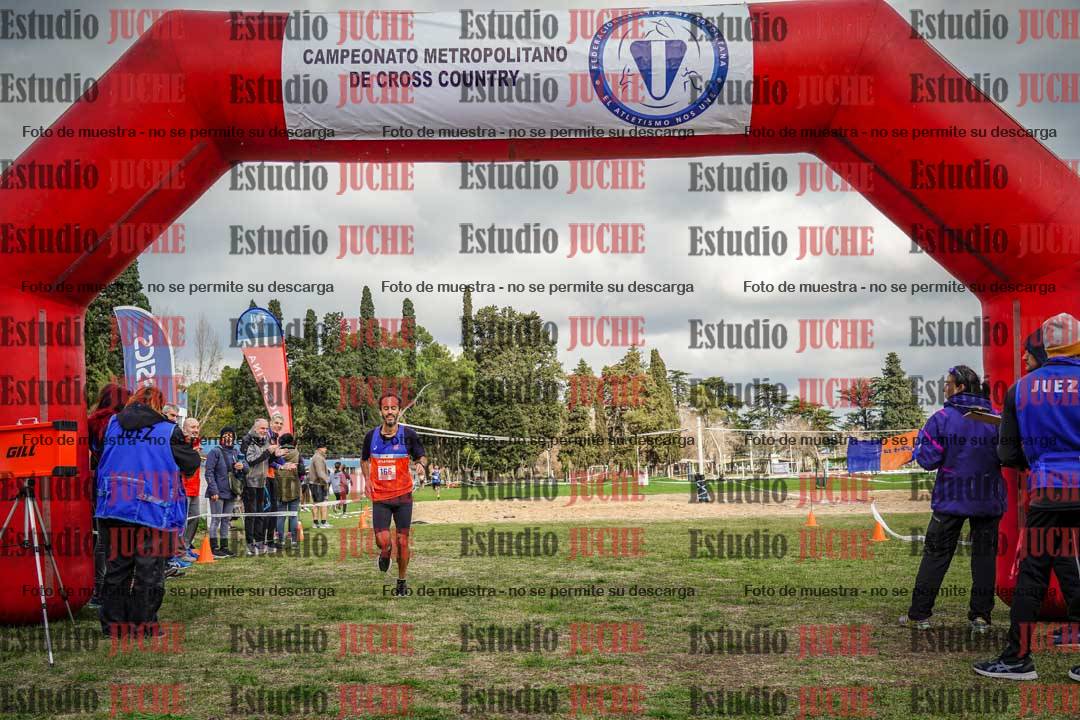 Fotos de la llegada del cross de 8000 m
