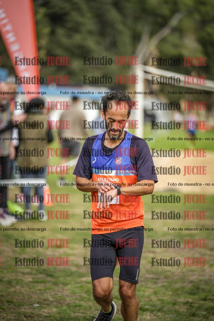 Fotos de la llegada del cross de 8000 m