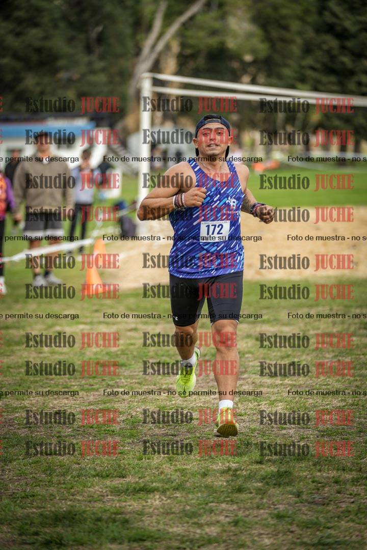 Fotos de la llegada del cross de 8000 m