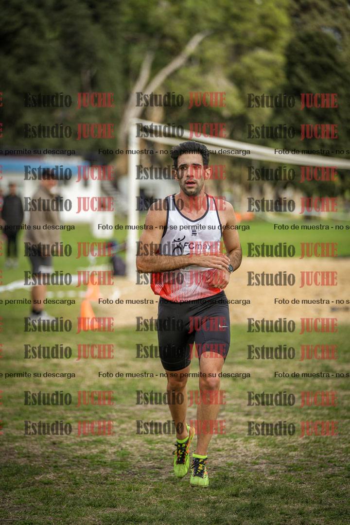 Fotos de la llegada del cross de 8000 m