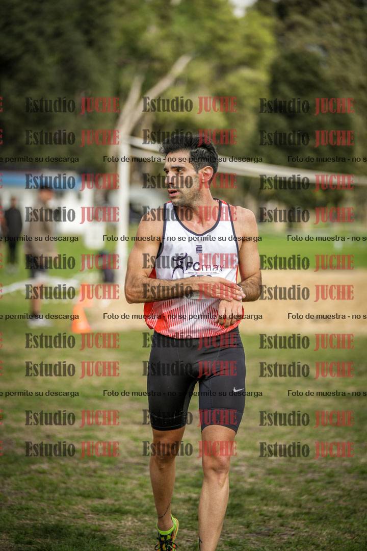 Fotos de la llegada del cross de 8000 m