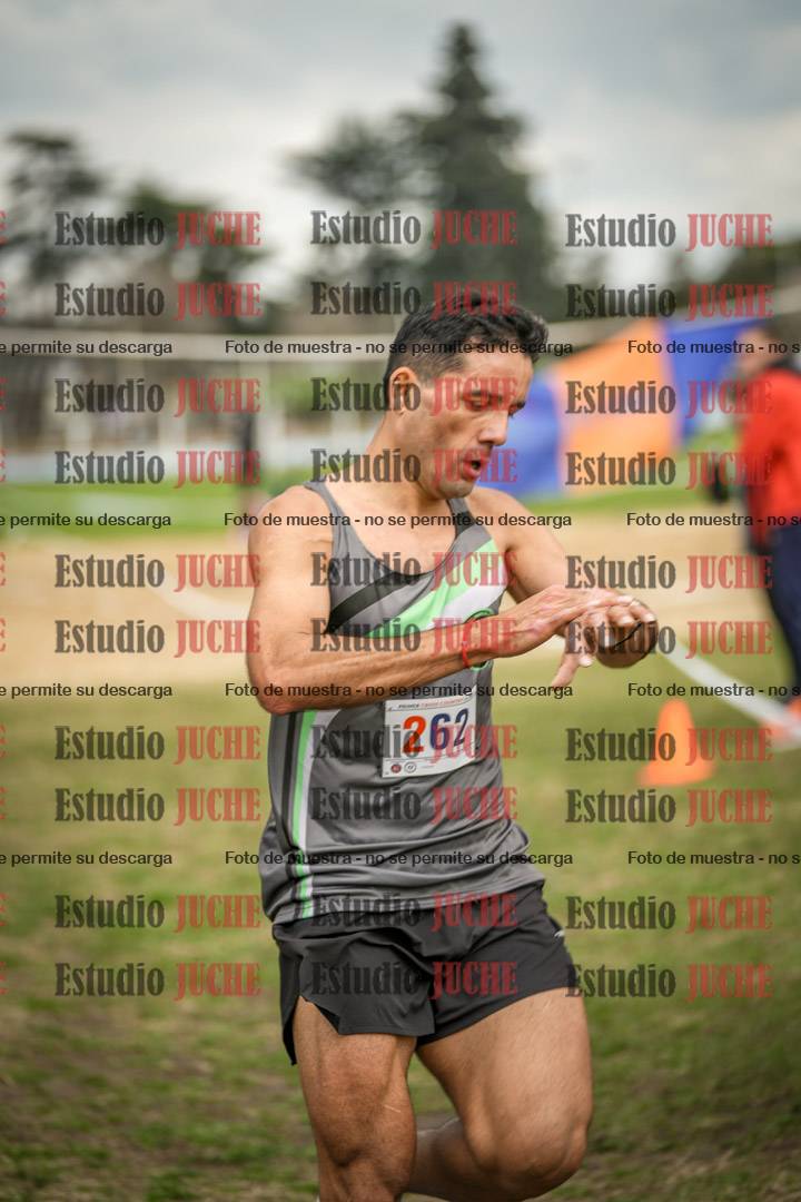 Fotos de la llegada del cross de 6000mts - Running Teams