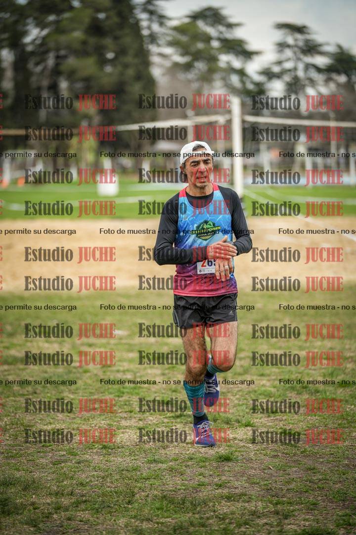 Fotos de la llegada del cross de 6000mts - Running Teams