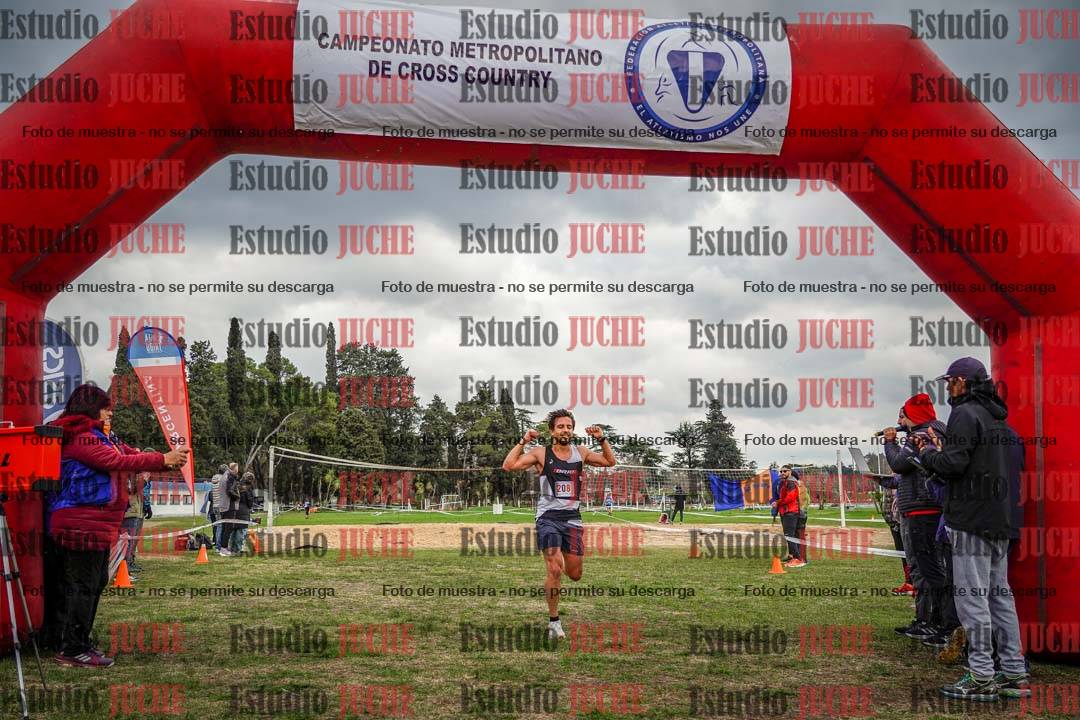 Fotos de la llegada del cross de 6000mts - Running Teams
