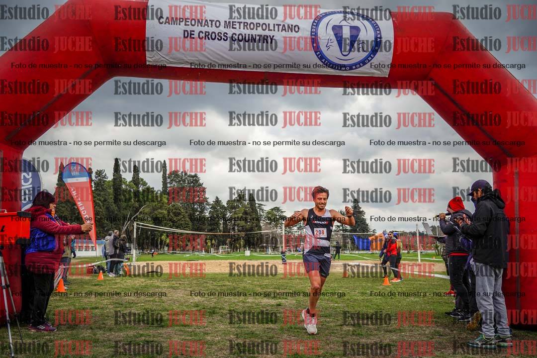 Fotos de la llegada del cross de 6000mts - Running Teams