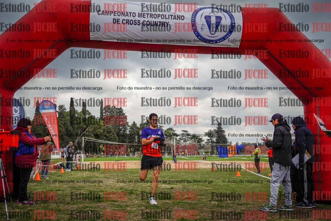 Fotos de la llegada del cross de 6000mts - Running Teams