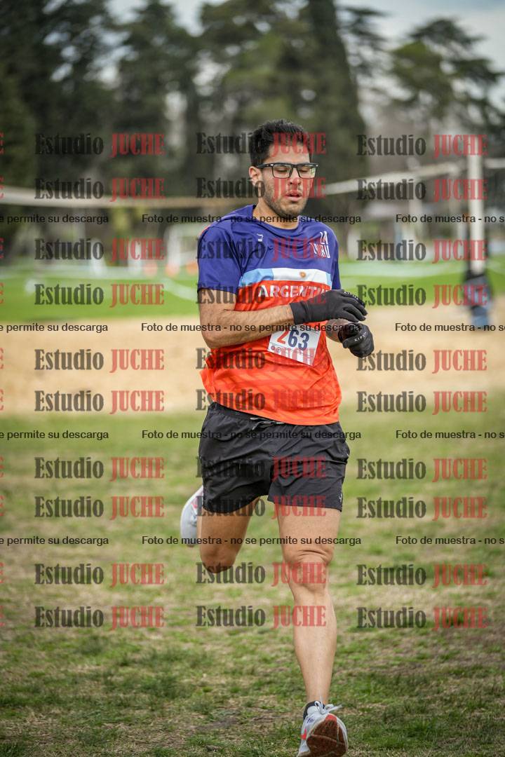 Fotos de la llegada del cross de 6000mts - Running Teams